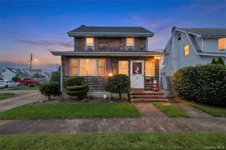 47 Chester Court, Oceanside, NY 11572
