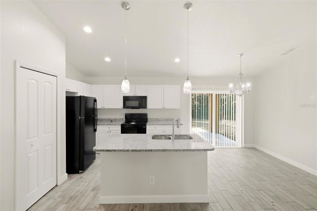 19095 ROOSEVELT AVENUE, Port Charlotte, FL 33954