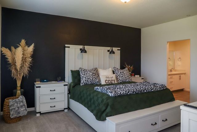 2040 Descanso Avenue, Clovis, CA 93619