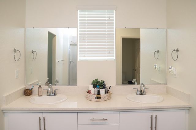 2040 Descanso Avenue, Clovis, CA 93619