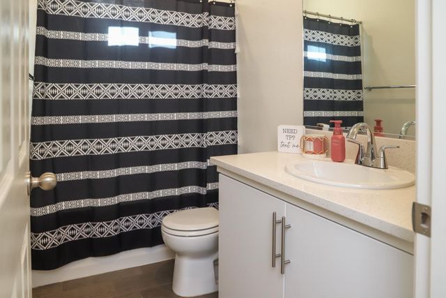 2040 Descanso Avenue, Clovis, CA 93619