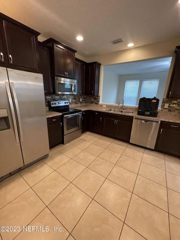 41 NELSON Lane, St. Johns, FL 32259