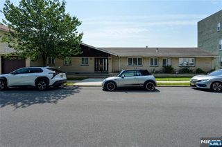 611 5th Street, Carlstadt, NJ 07072