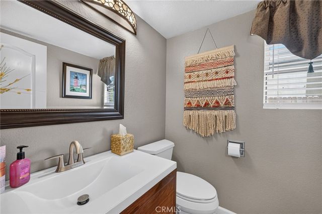 977 Sussex, San Jacinto, CA 92583