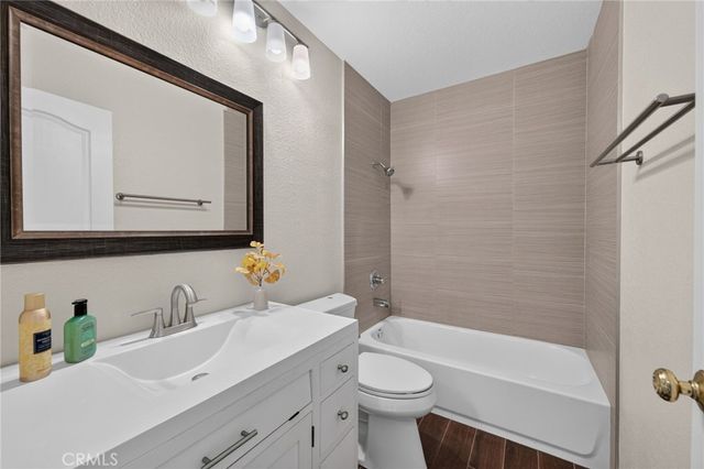 977 Sussex, San Jacinto, CA 92583
