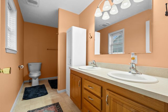 1138 Wintercherry Lane, Vicksburg, MI 49097