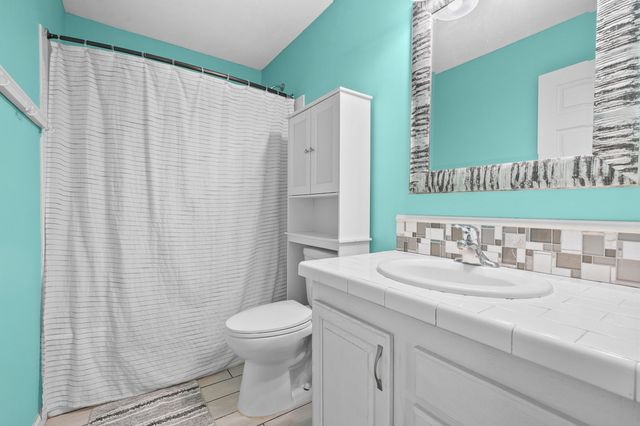 1138 Wintercherry Lane, Vicksburg, MI 49097