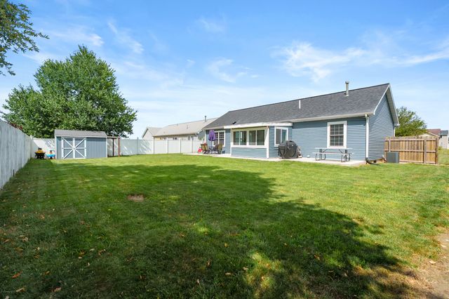 1138 Wintercherry Lane, Vicksburg, MI 49097