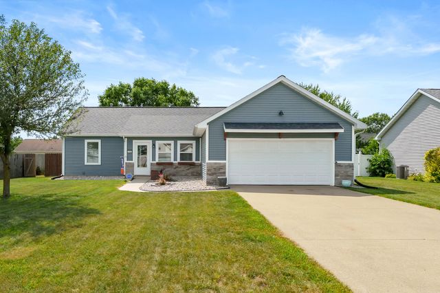 1138 Wintercherry Lane, Vicksburg, MI 49097