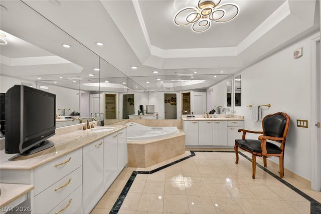 2747 Paradise Road 501, Las Vegas, NV 89109