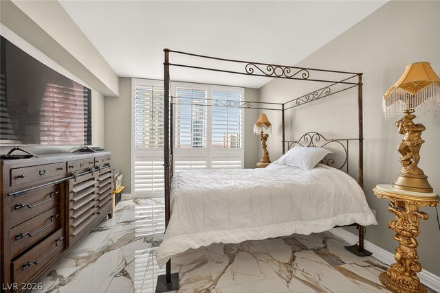 2747 Paradise Road 501, Las Vegas, NV 89109
