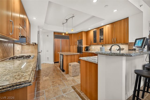 2747 Paradise Road 501, Las Vegas, NV 89109