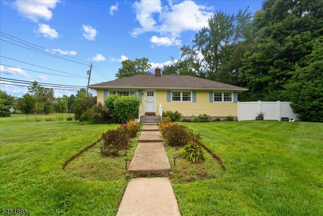 1 Eisenhower Dr, West Milford Twp., NJ 07480