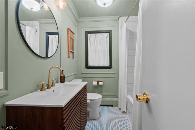 1 Eisenhower Dr, West Milford Twp., NJ 07480