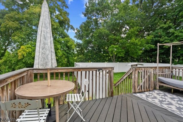1 Eisenhower Dr, West Milford Twp., NJ 07480