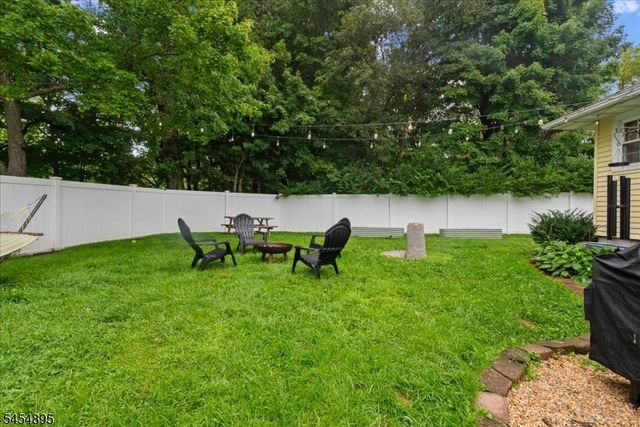 1 Eisenhower Dr, West Milford Twp., NJ 07480