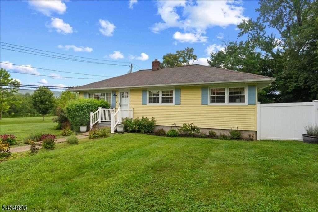 1 Eisenhower Dr, West Milford Twp., NJ 07480 — photo 3