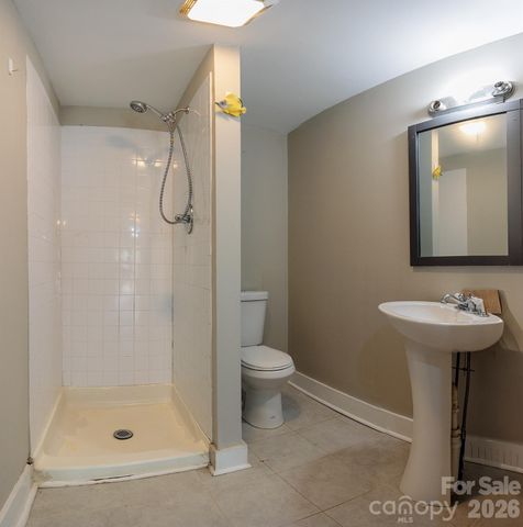 1209 Wilson W Lee Boulevard, Statesville, NC 28677