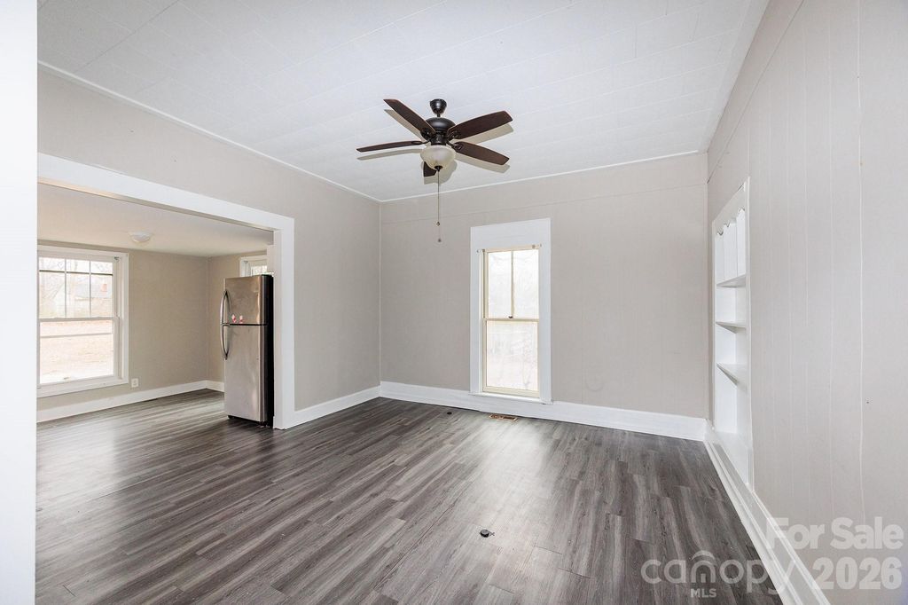 1209 Wilson W Lee Boulevard, Statesville, NC 28677