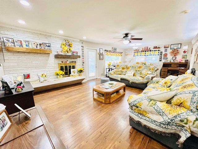 504 Warren Rd, El Dorado, KS 67042