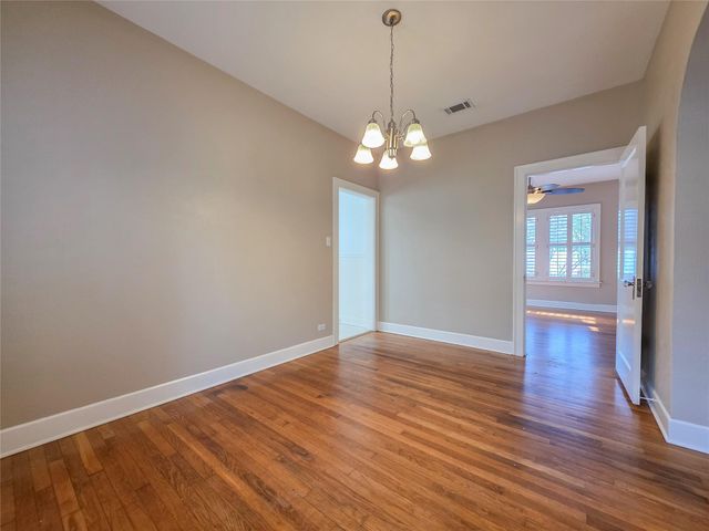 3901 Red River ST A, Austin, TX 78751