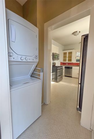 3901 Red River ST A, Austin, TX 78751