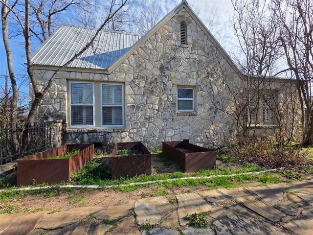 3901 Red River ST A, Austin, TX 78751