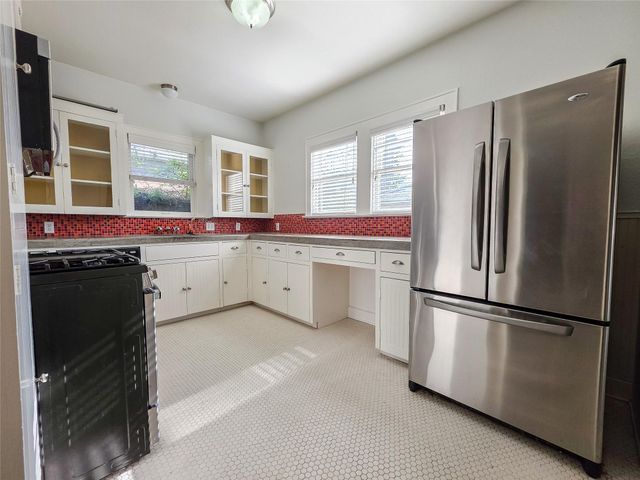 3901 Red River ST A, Austin, TX 78751