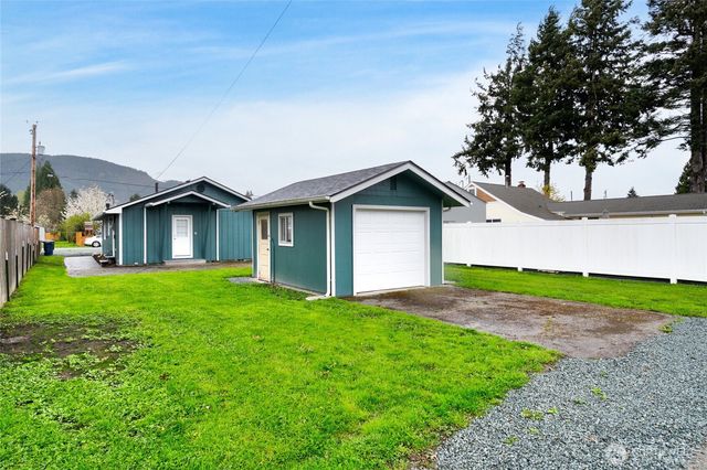 944 Fidalgo Street, Sedro Woolley, WA 98284