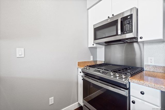 445 Island Ave 719, San Diego, CA 92101