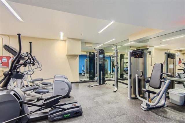 445 Island Ave 719, San Diego, CA 92101