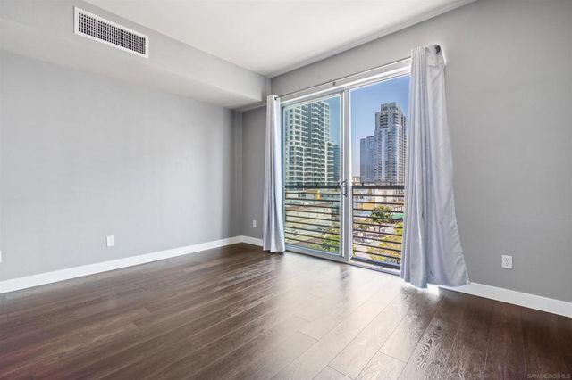 445 Island Ave 719, San Diego, CA 92101