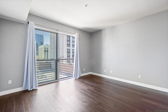 445 Island Ave 719, San Diego, CA 92101