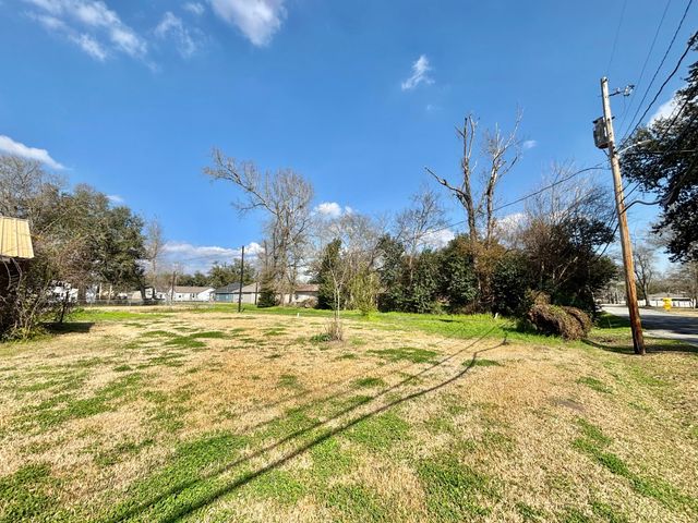 1417 Eddy, Vinton, LA 70668