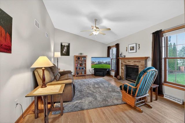 410 East Hill Parkway, Madison, WI 53718