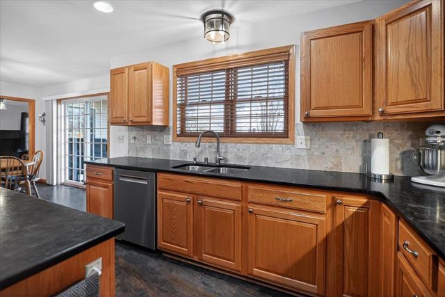 410 East Hill Parkway, Madison, WI 53718
