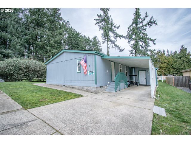 700 N MILL St 1, Creswell, OR 97426