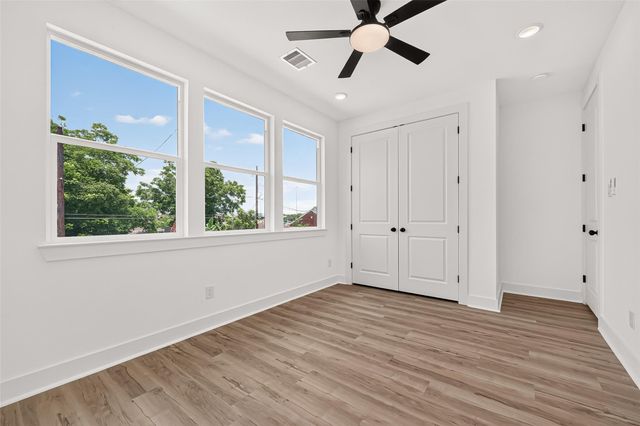 7719 Bowen Street, Houston, TX 77051