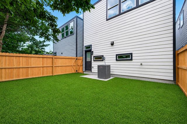7719 Bowen Street, Houston, TX 77051