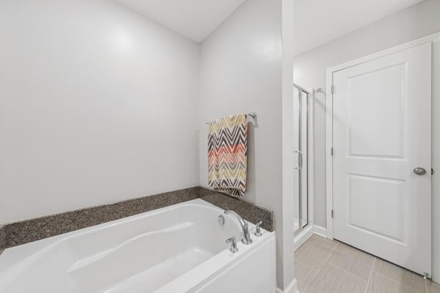 4005 River Valley Way, Eagan, MN 55122