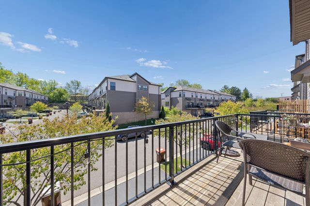 4005 River Valley Way, Eagan, MN 55122