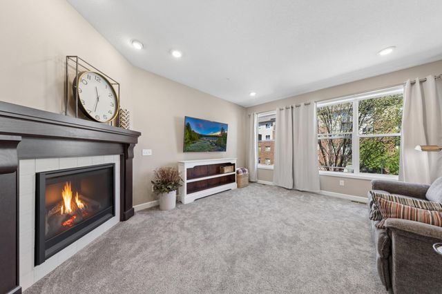 4005 River Valley Way, Eagan, MN 55122