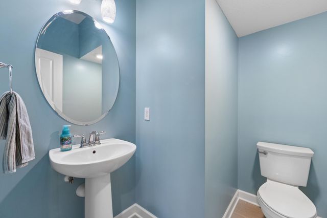 4005 River Valley Way, Eagan, MN 55122