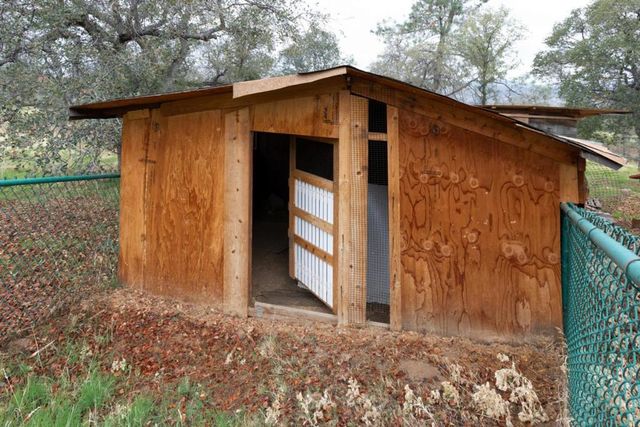 41508 Roaring River Court, Coarsegold, CA 93614