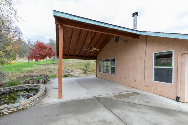 41508 Roaring River Court, Coarsegold, CA 93614