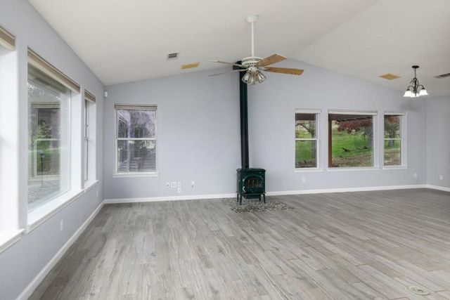 41508 Roaring River Court, Coarsegold, CA 93614