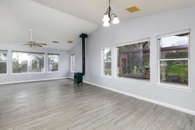 41508 Roaring River Court, Coarsegold, CA 93614