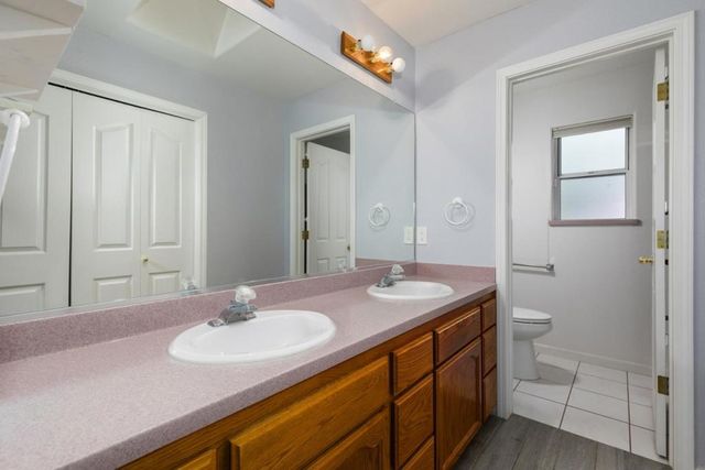 41508 Roaring River Court, Coarsegold, CA 93614