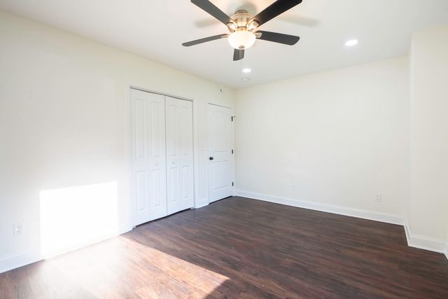 1600 Parkway Drive, Chattanooga, TN 37406