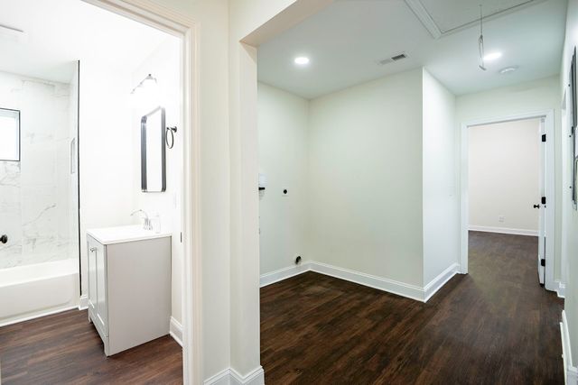 1600 Parkway Drive, Chattanooga, TN 37406